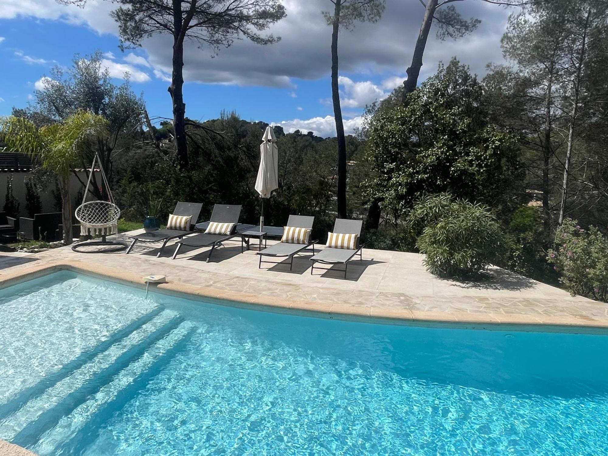 La Villa Des Carriers- Maison Avec Piscine Proche Mer Roquefort-les-Pins Exterior foto
